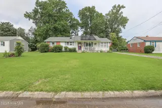 419 Seminole Trail, Jacksonville, NC 28540 – photo 3: 419 Seminole Trail-02