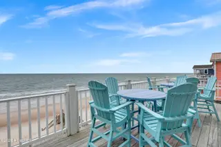 37 Porpoise Place, North Topsail Beach, NC 28460 – photo 5: 064_6g8a5088_308