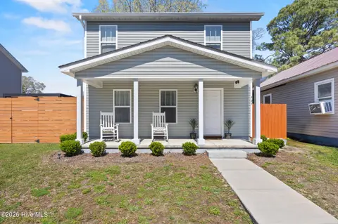 905 Walnut St, Wilmington