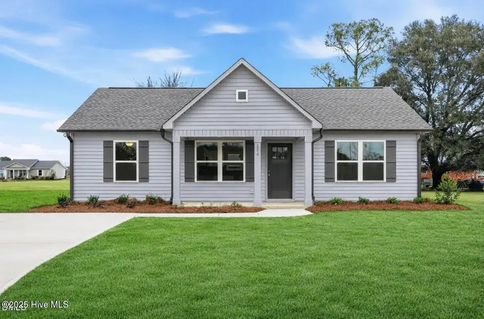 226 Rae Street, Warsaw, NC 28398 – photo 1 of 30: IMG_6055