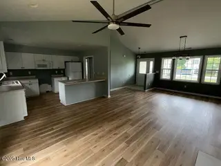 103 Leonard Drive, New Bern, NC 28560 – photo 7: Living Room View 3