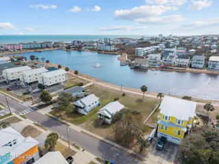 305 Atlanta Avenue, Carolina Beach, NC 28428 – photo 4: Atlanta Ave (25)