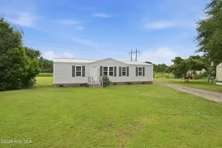 405 Lynchfield Drive, New Bern, NC 28560 – photo 24: Front View