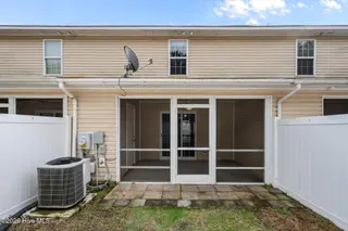 141 Glen Cannon Drive, Jacksonville, NC 28546 – photo 6: 7-web-or-mls-07