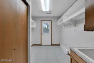 212 Kerry Court, Jacksonville, NC 28546 — 3-bedroom home in Windsor Manor, Jacksonville, NC, photo 12 of 30