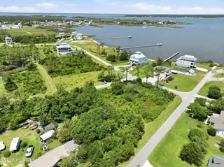 162 Westbay Circle, Harkers Island, NC 28531 – photo 11: 10-web-or-mls-162 Westbay 008