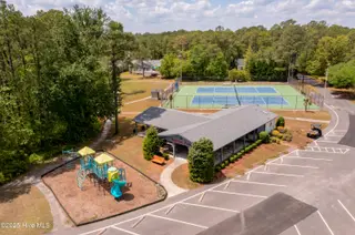 1110 Barkentine Drive, New Bern, NC 28560 – photo 13: 1110 Barkentine Drive