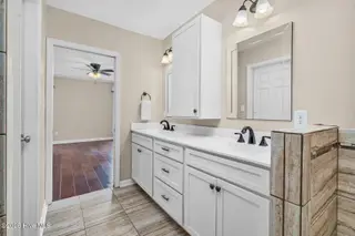 2141 Mcnair Road, Tarboro, NC 27886 – photo 21: Primary Bath