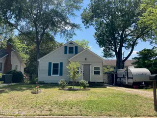 303 E 11th Street, Washington, NC 27889 – photo 2: Front From Road