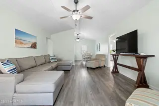 117 NE 52nd Street, Oak Island, NC 28465 – photo 6: 4-web-or-mls-cammediallc.com (36 of 54)