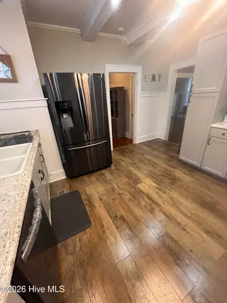 913 W Church Street, Elizabeth City, NC 27909 – photo 12: Kitchen from Stove