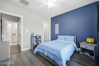2528 Brookville Drive B, Greenville, NC 27834 – photo 7: 21-web-or-mls-img_0008 (1)