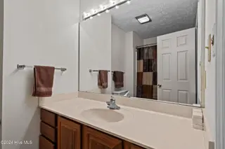 204 Fairway Court, Southern Pines, NC 28387 – photo 13: primary bath