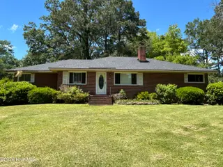408 Rountree Street W, Wilson, NC 27893 – photo 1: Front View