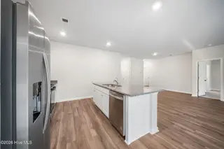 1305 Clendon Circle, Leland, NC 28451 – photo 18: 17-web-or-mls-GI - 1305 Clendon Cir - Li