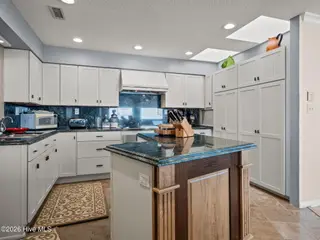 1505 Salter Path Road M, Indian Beach, NC 28512 – photo 10: Kitchen