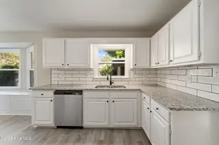 110 Albemarle Road, Wilmington, NC 28405 — 4-bedroom home in Wildflower, Wilmington, NC, photo 18 of 35: DSC06039
