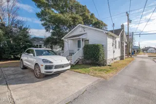 1208 Evans Street, Morehead City, NC 28557 – photo 6: 1208 EVANS (20)