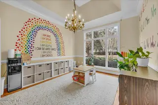 1907 Pembroke Jones Drive, Wilmington, NC 28405 — 4-bedroom home in Landfall, Wilmington, NC, photo 18 of 49: 015_img_1283_764