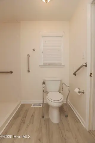 137 Cardinal Road, Jacksonville, NC 28546 – photo 24: 137 Cardinal-28