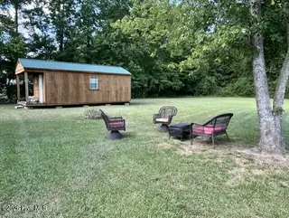 11675 Straight Gate Road, Whitakers, NC 27891 – photo 8: fe65efce-f32a-44dc-9d3f-1ef5a5dbd260