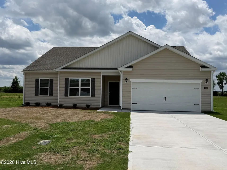 1833 Branson Court, Farmville, NC 27828 – photo 1 of 34: 1833 Branson Lot 10