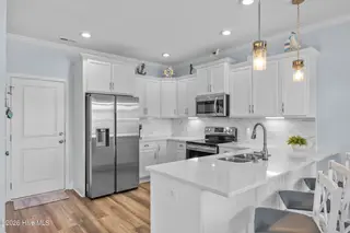 7959 Huron Drive, Wilmington, NC 28412 – photo 11: Kitchen (70)