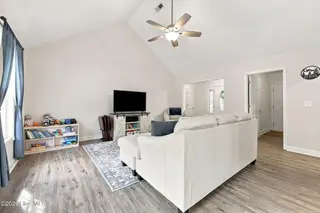 128 Danielle Drive, Elizabeth City, NC 27909 – photo 7: Living Room