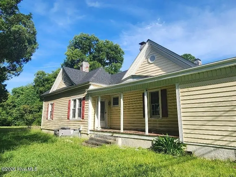 1702 Old Snow Hill Road, Kinston, NC 28501 – photo 1 of 17: back