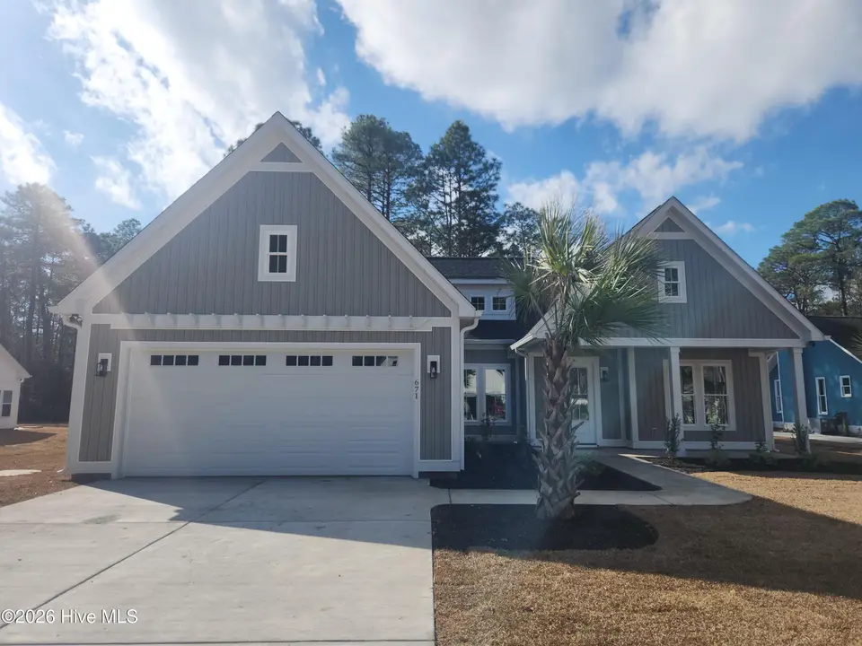 671 Boundary Loop Road NW, Calabash, NC 28467 – photo 1 of 47: 20260106_122144