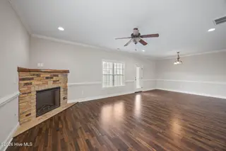 2019 Leighton Drive A, Greenville, NC 27834 – photo 10: 12-web-or-mls-BLS_0009