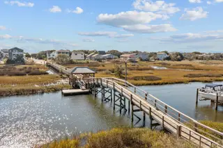 123 NE 15th Street, Oak Island, NC 28465 – photo 16