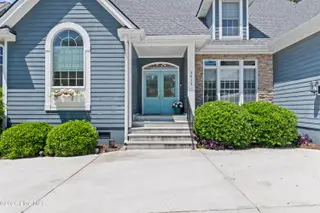 3615 W Medinah Avenue SE, Southport, NC 28461 — 4-bedroom home in St James, Southport, NC, photo 5 of 75: 3615WMedinahAve - 8