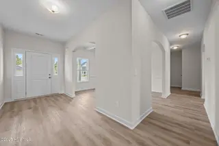 117 Woodford Drive, Jacksonville, NC 28540 – photo 6: 21-web-or-mls-IMG_9186
