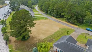 5710 339 Gondolier Drive, New Bern, NC 28560 – photo 12: 5-web-or-mls-DJI_20250929143948_0046_D