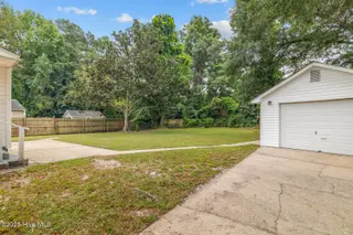 115 Banks Street, Jacksonville, NC 28540 — 3-bedroom home in New River Homes, Jacksonville, NC, photo 8 of 38
