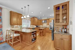 853 Gull Point Road, Wilmington, NC 28405 — 4-bedroom home in Landfall, Wilmington, NC, photo 17 of 52: 018_img_7541_510