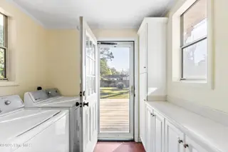 2612 Princess Place Drive, Wilmington, NC 28405 – photo 21: 33Laundry Room
