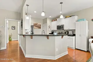 203 Coldwater Drive, Swansboro, NC 28584 — 3-bedroom home in Coldwater Creek, Swansboro, NC, photo 15 of 49: 24-web-or-mls-IMG_4183