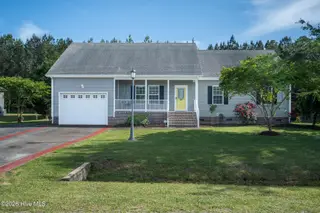 123 Indian Woods Road, Elizabeth City, NC 27909 — 3-bedroom home in Northeast Landing, Elizabeth City, NC, photo 1 of 28: 123 Indian woods-42