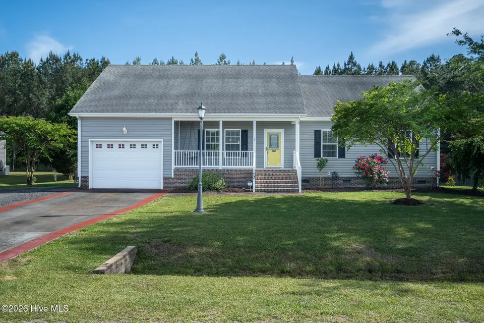 123 Indian Woods Road, Elizabeth City, NC 27909 — 3-bedroom home in Northeast Landing, Elizabeth City, NC, photo 1 of 28: 123 Indian woods-42