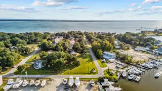 203 2 Pensacola Avenue, Morehead City, NC 28557 – photo 7: 7-web-or-mls-DJI_20250925170241_0826_D