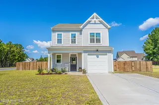 70 Walkabout Drive, Aberdeen, NC 28315 – photo 1: Front Elevation