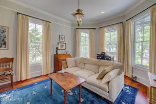 214 Nun Street, Wilmington, NC 28401 – photo 15: Living Room