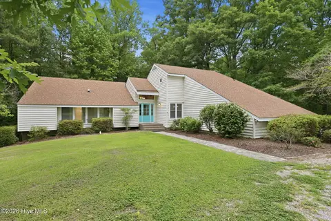 424 Camelia Drive, Washington