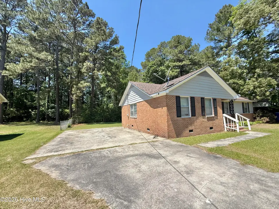 124 Martin Sasser Drive, Rocky Mount, NC 27801 – photo 1 of 26: IMG_4540