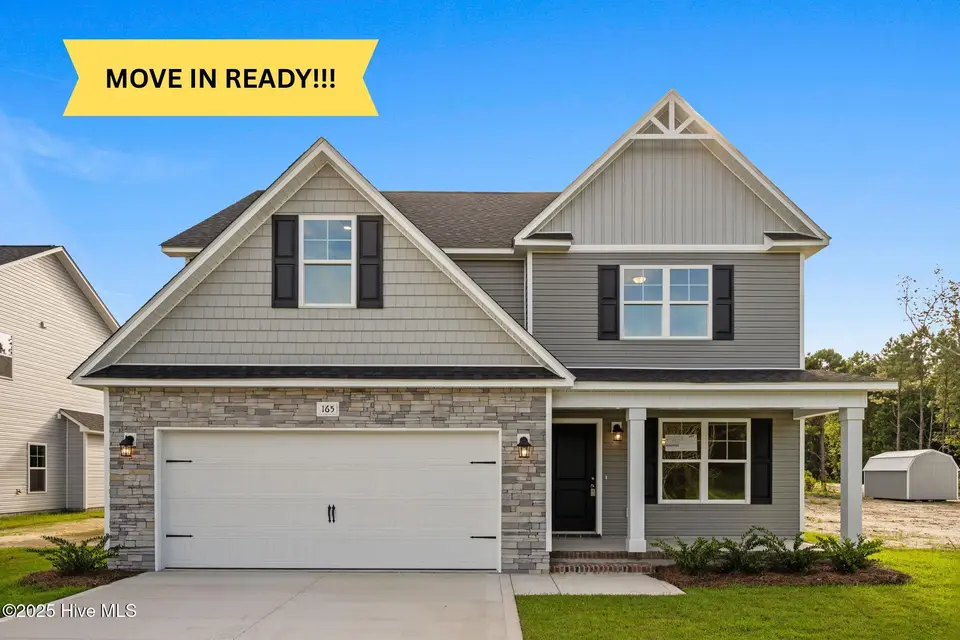 165 Tides End Drive, Holly Ridge, NC 28445 – photo 1 of 30: MOVE IN READY!!!