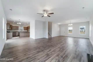 1856 Olde Towne Pointe Boulevard, Jacksonville, NC 28546 – photo 8: DSC07143