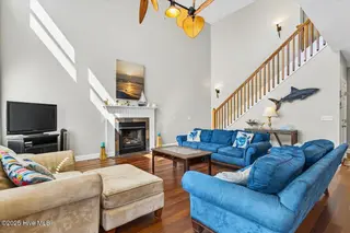43 Private Drive, Ocean Isle Beach, NC 28469 – photo 4: Living Area