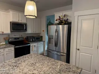 122 Ballantine Grove Lane, Newport, NC 28570 – photo 9: Kitchen A
